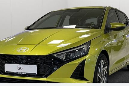 Hyundai i20 29.270 km 14.590 &euro; Recklinghausen 45657
