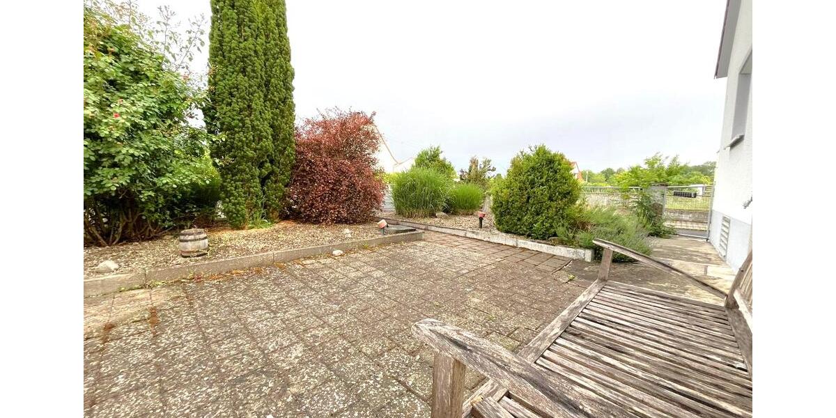 Einfamilienhaus Achstetten - 4.5 Zimmer, 100 m&sup2;, 1.350&euro; | Angebot:26146373