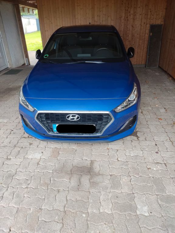 i30