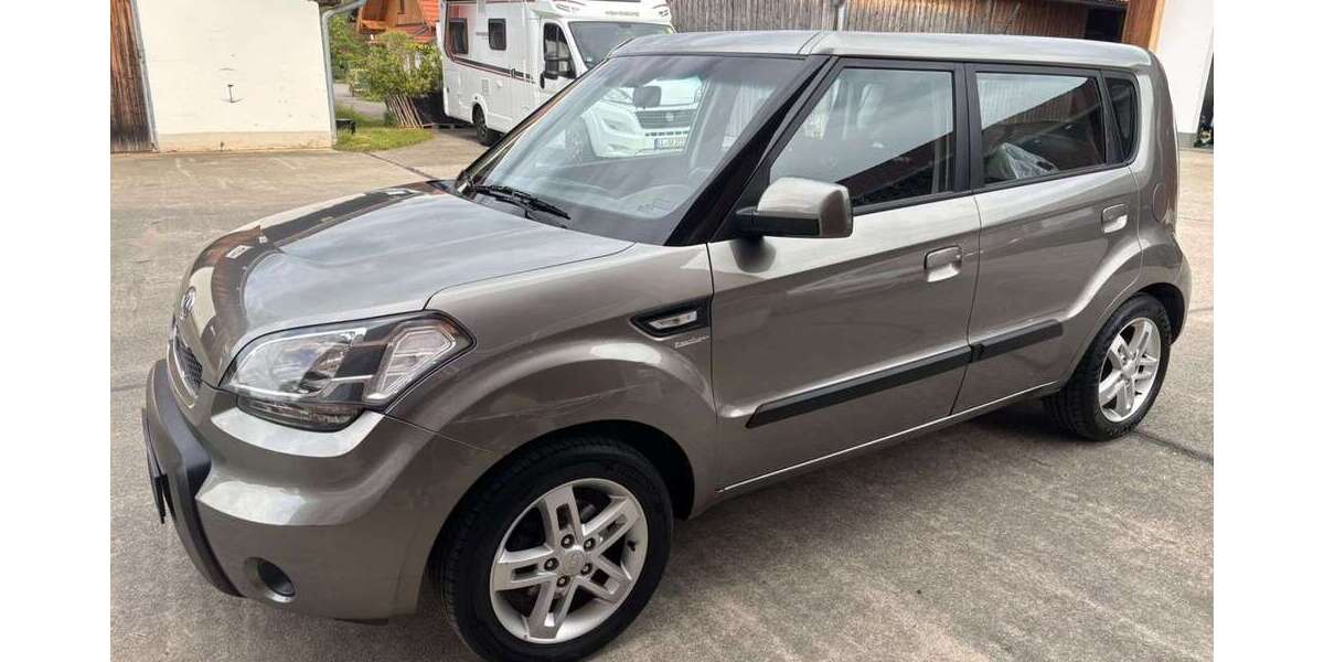 Kia Soul 138.579 km 2.800 &euro; Eching am Ammmersee 82279