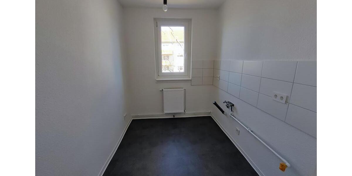 Etagenwohnung Merseburg - 3 Zimmer, 59 m&sup2;, 352&euro; | Angebot:26662548