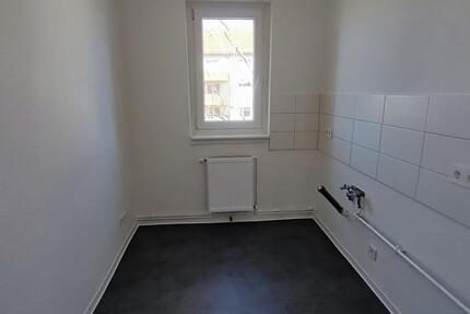 Wohnung Merseburg - 3 Zimmer, 59 m&sup2;, 352&euro; | Angebot:26662548