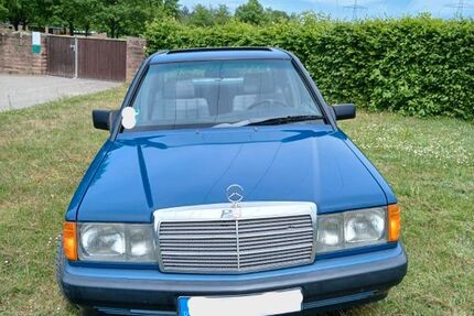 Mercedes-Benz 190 386.500 km 2.500 &euro; Aschaffenburg 63741