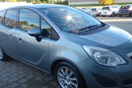 Opel Meriva 178.000 km 4.890 € Horb-Mühringen 72160