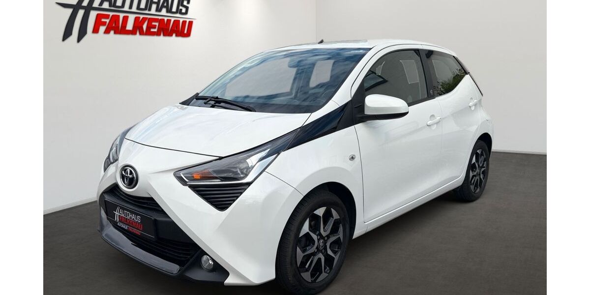 Toyota Aygo (X) 112.500 km 7.990 &euro; Attendorn 57439