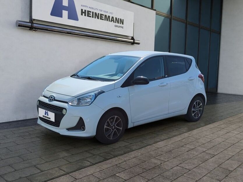 i10