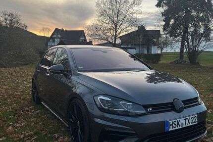 VW Golf 112.000 km 27.499 &euro; Schmallenberg 57392