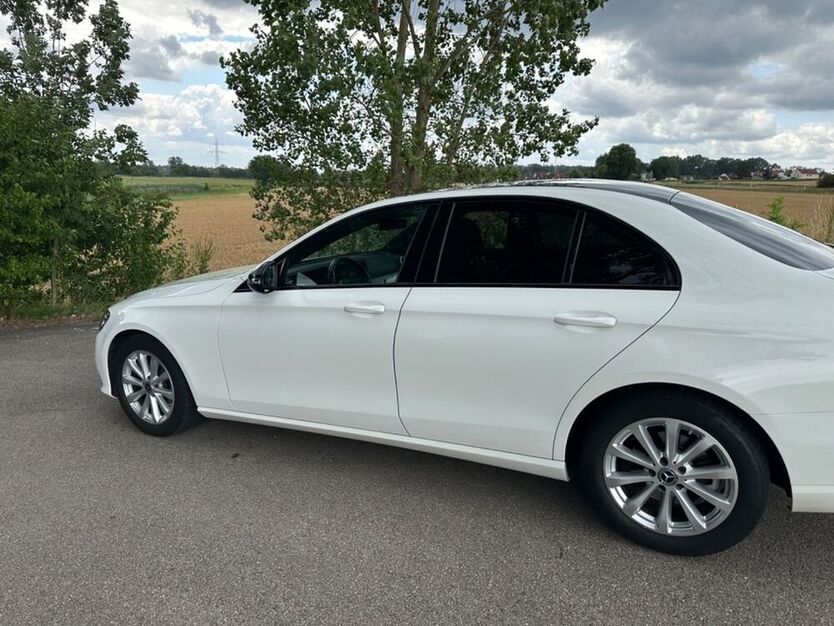E 220