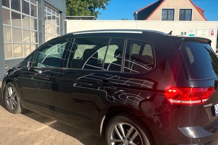 VW Touran 247.000 km 16.500 &euro; Güsen 39317