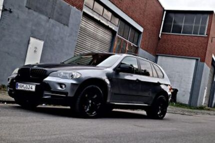 BMW X5 299.000 km 7.500 &euro; Hamm 59077