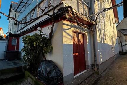 Haus Herrenberg - 7 Zimmer, 131 m&sup2;, 325.000&euro; | Angebot:25414689