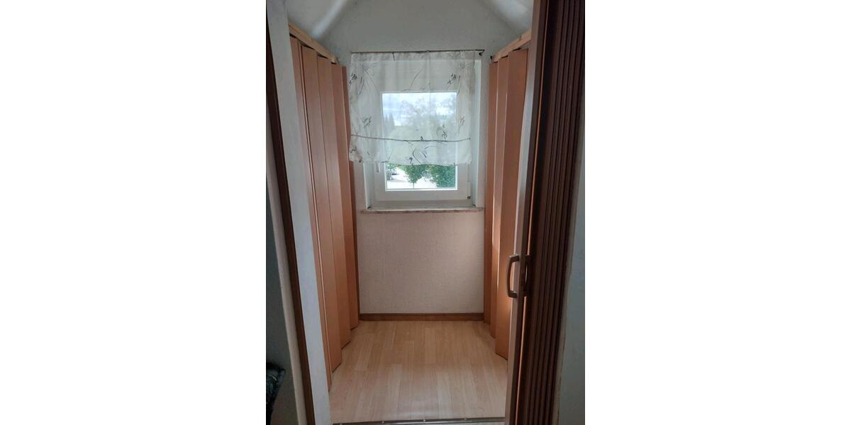Dachgeschoßwohnung Großostheim - 2 Zimmer, 45 m&sup2;, 590&euro; | Angebot:26624074
