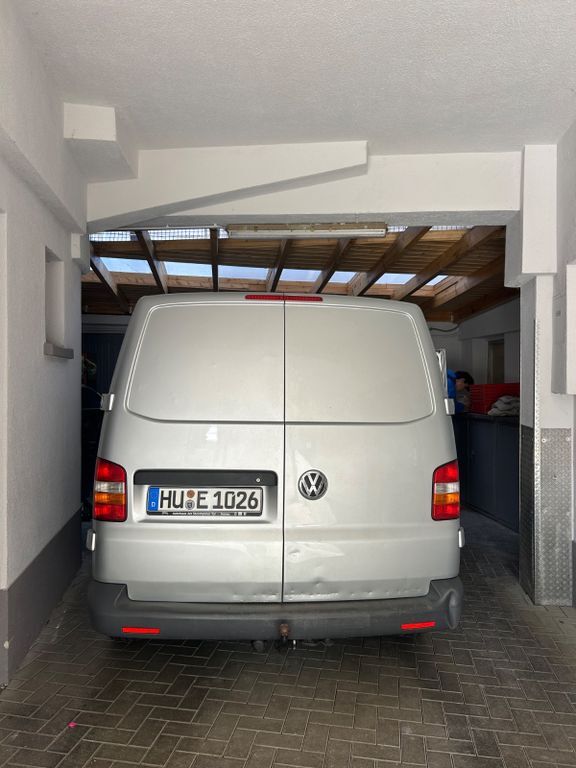 VW T5 Transporter 260.000 km 3.300 € Hanau 63450