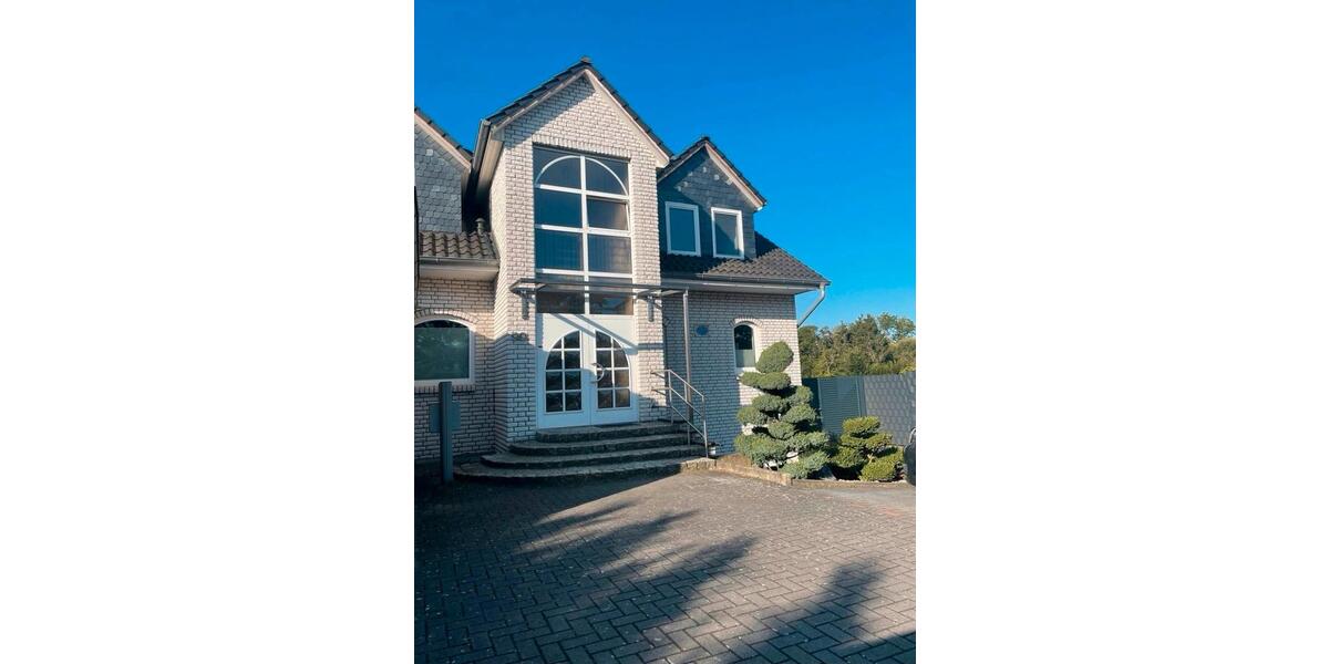 1 Zi. Wohnung 30m2, Teilmöbliert, frisch renoviert 1 zimmer