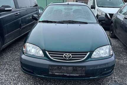 Toyota Avensis 190.000 km 1.750 &euro; Düren 52351