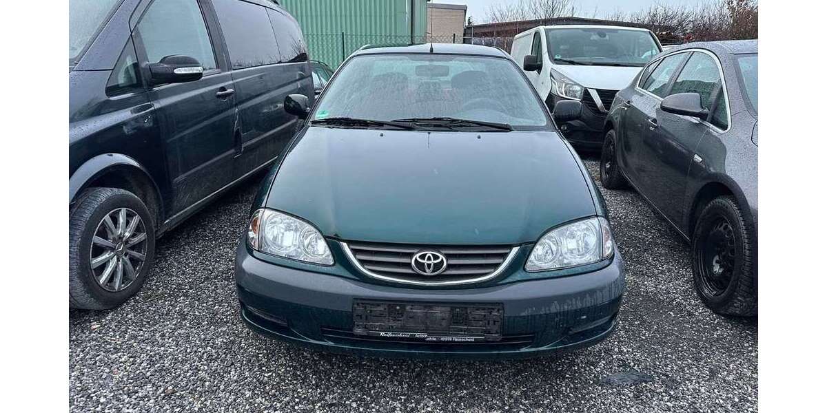Toyota Avensis 190.000 km 1.750 &euro; Düren 52351