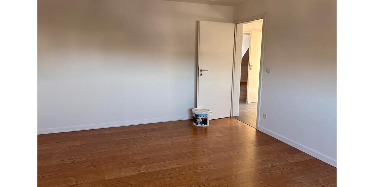 Dachgeschoßwohnung Siegen Kaan-Marienborn - 3 Zimmer, 75 m&sup2;, 172.000&euro; | Angebot:25960743