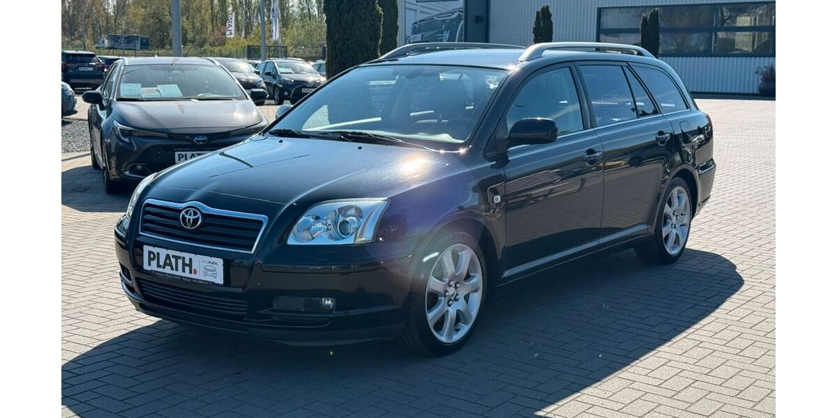 Toyota Avensis 245.074 km 5.490 &euro; Rostock-Warnemünde 18119