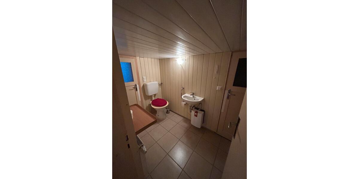 Einfamilienhaus Bischofswerda - 6 Zimmer, 120 m&sup2;, 100.000&euro; | Angebot:27190274