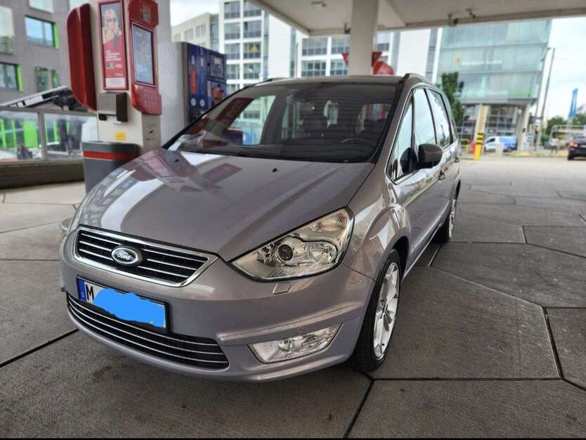 Ford Galaxy 177.800 km 10.699 € München 81671