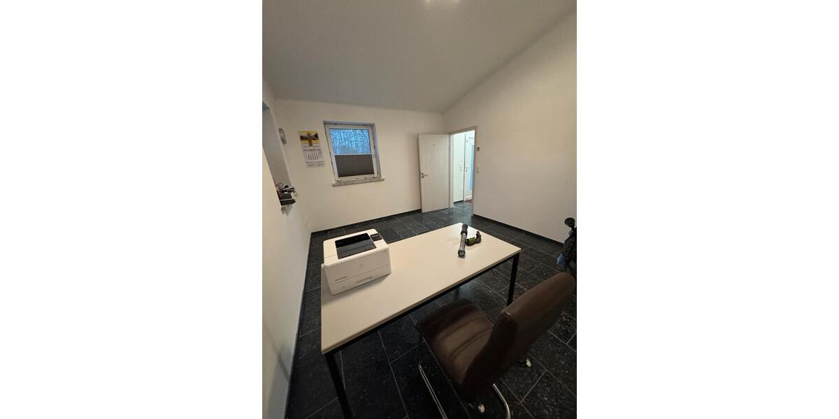 Gewerbeobjekt Dorf Mecklenburg - 850&euro; | Angebot:24400175