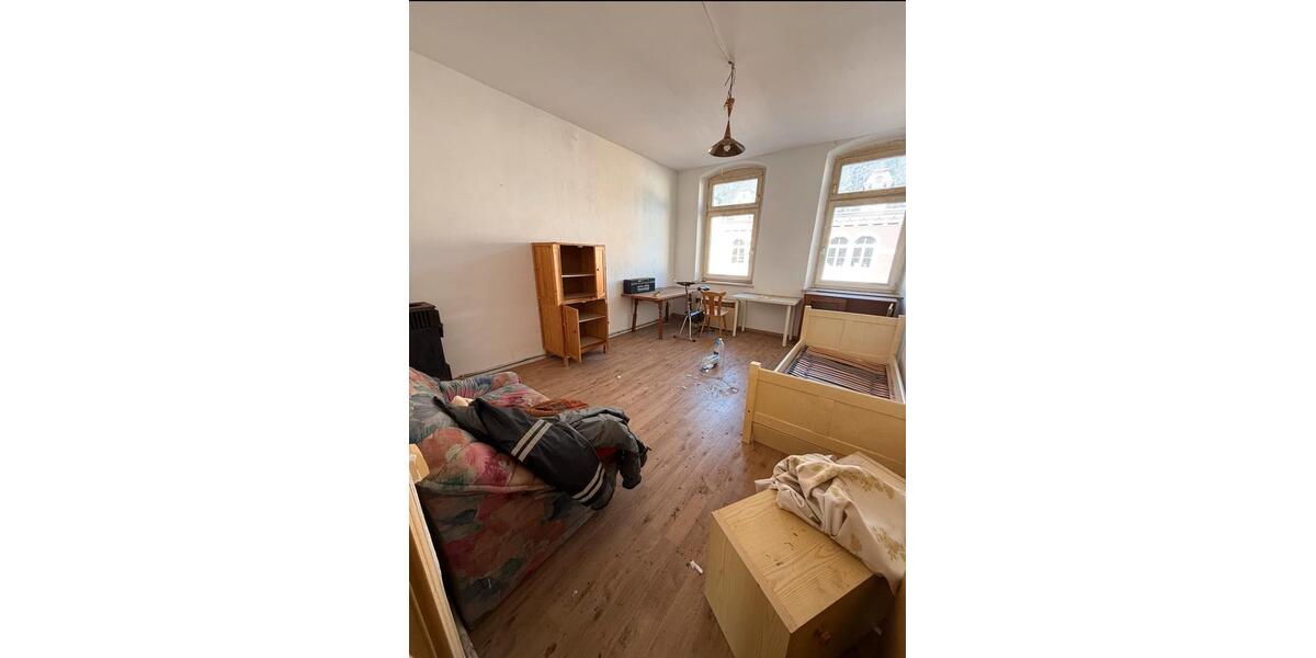 Etagenwohnung Hof Altstadt - 2 Zimmer, 49 m&sup2;, 30.000&euro; | Angebot:27222429