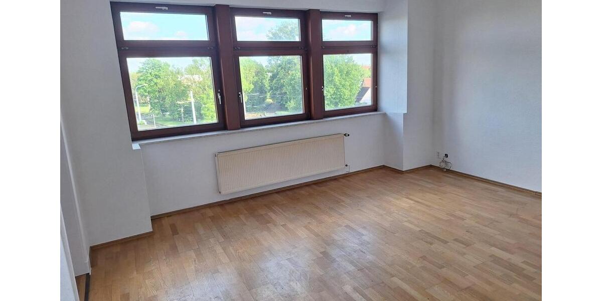 Etagenwohnung Halle (Saale) Silberhöhe - 5 Zimmer, 115 m&sup2;, 800&euro; | Angebot:25105305