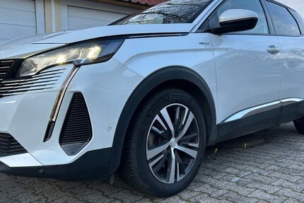 Peugeot 3008 135.000 km 15.300 &euro; Berlin 13403