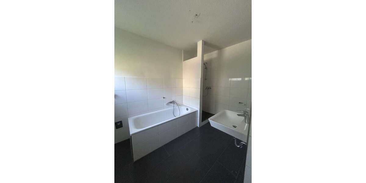 Etagenwohnung Essen Stadtbezirk VII - 3 Zimmer, 86 m&sup2;, 729&euro; | Angebot:26905647