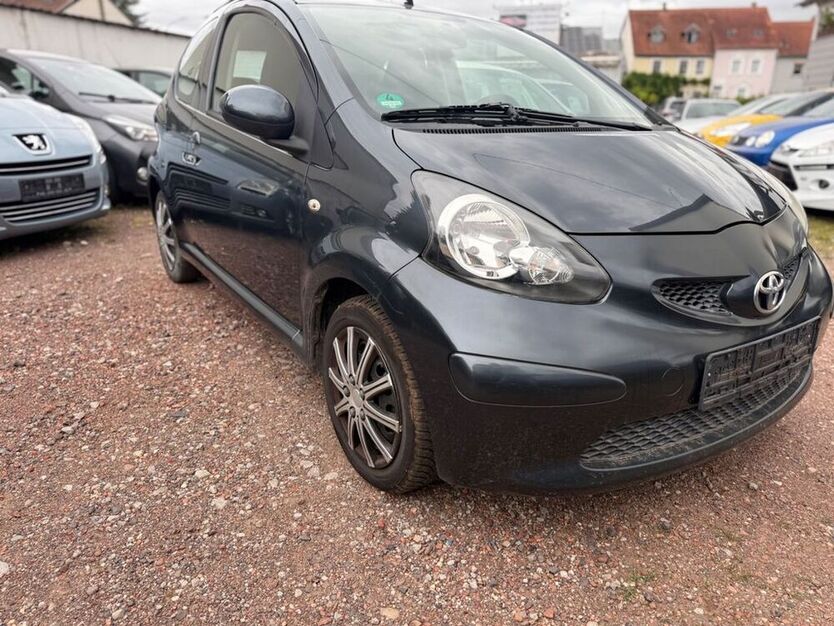 Aygo (X)