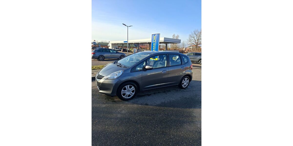 Honda Jazz 128.000 km 6.400 &euro; Hamburg 23701