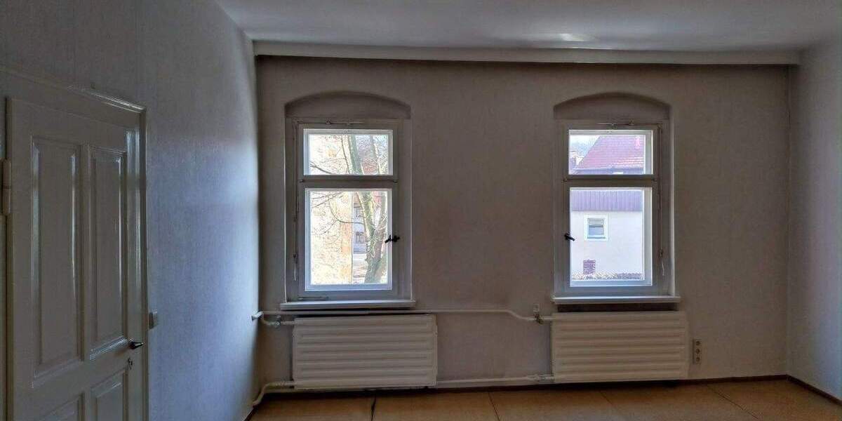 Mehrfamilienhaus, Wohnhaus Grimma - 8 Zimmer, 134 m&sup2;, 160.000&euro; | Angebot:25564311