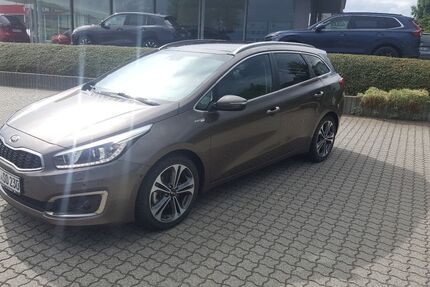 Kia ceed Sportswagon 13.990 km 17.990 € Annaberg-Buchholz 09456