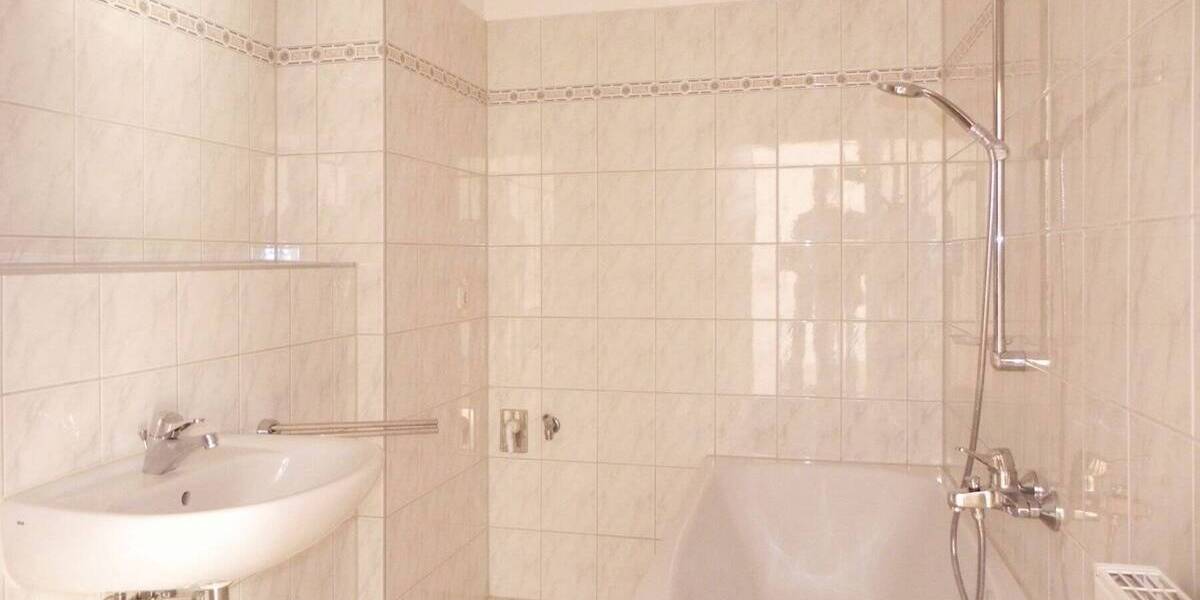 Etagenwohnung Greiz - 1 Zimmer, 236 m&sup2;, 184.000&euro; | Angebot:19291406