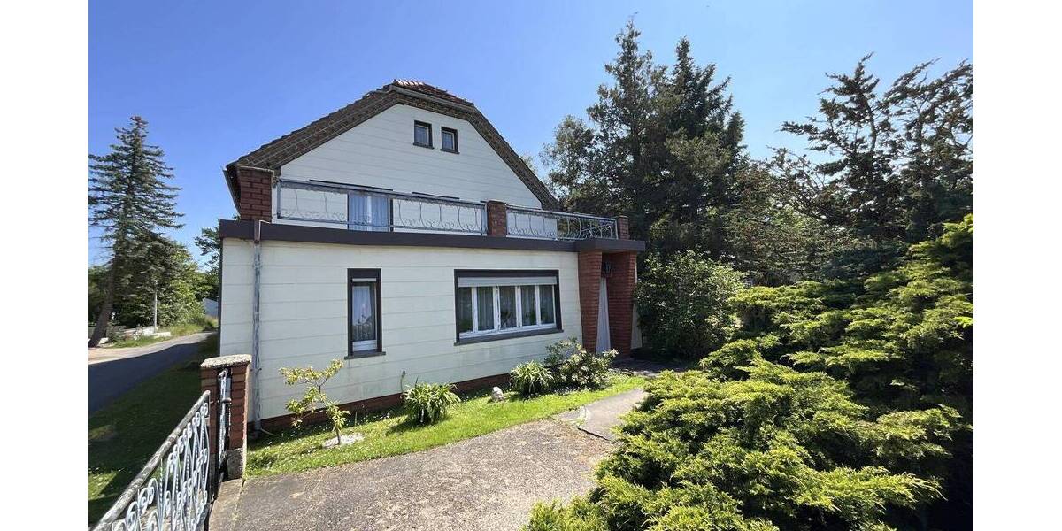 Doppelhaushälfte Neuhausen Laubsdorf - 6 Zimmer, 184 m&sup2;, 110.850&euro; | Angebot:25685669