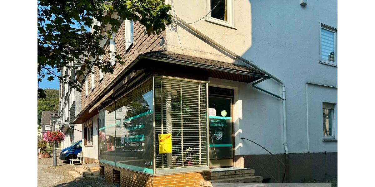 Büro- Praxisfläche oder Ladengeschäft in Bad Laasphe zu vermieten zimmer