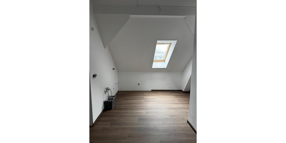 Dachgeschoßwohnung Augsburg Innenstadt - 2 Zimmer, 55 m&sup2;, 830&euro; | Angebot:24612037