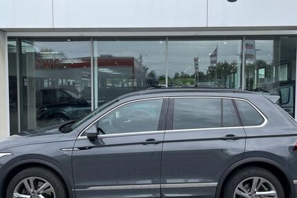 VW Tiguan 95.000 km 28.990 &euro; Niebüll 25899