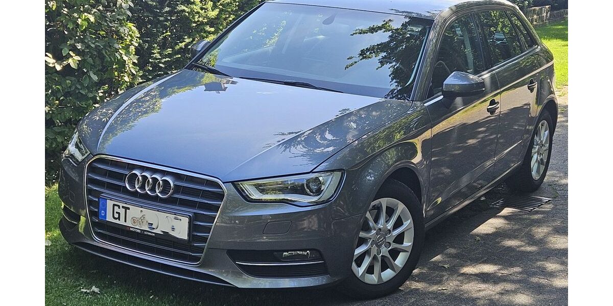 Audi A3 93.400 km 14.100 &euro; Gütersloh 33330