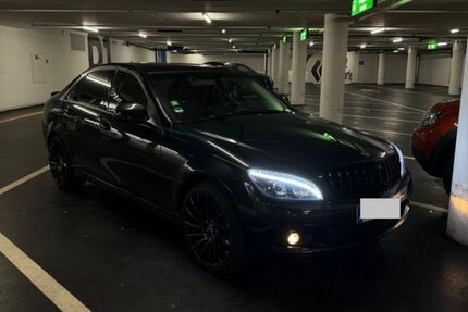 Mercedes-Benz C 200 186.000 km 10.000 € Sankt Peter 79271