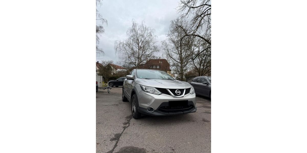 Nissan Qashqai 67.100 km 10.990 &euro; Uhingen 73066