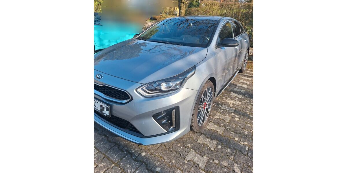 Kia pro ceed / ProCeed 80.900 km 19.700 &euro; Bad Soden 65812