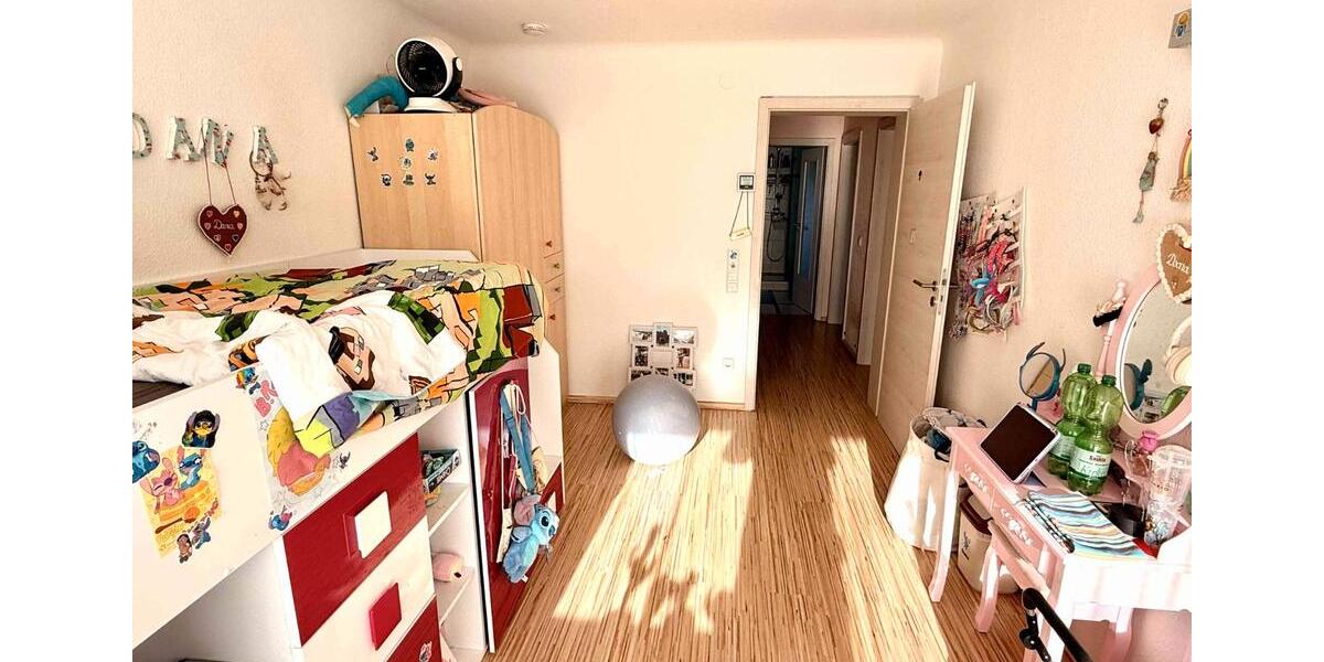 Reihenhaus Neckarsulm - 6.5 Zimmer, 186 m&sup2;, 1.850&euro; | Angebot:26625889