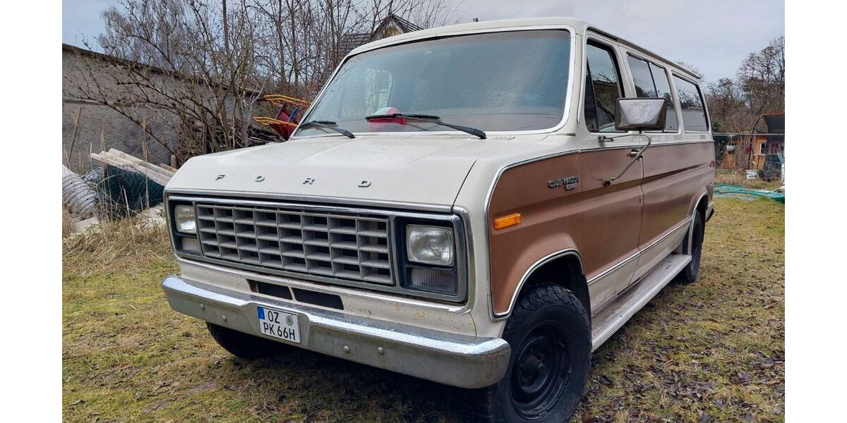 Ford Econoline 14.100 km 7.999 &euro; Wermsdorf 04779