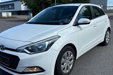Hyundai i20 29.000 km 10.400 &euro; Plankstadt 68723