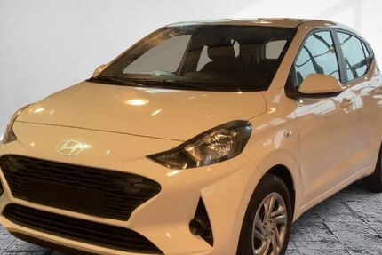 Hyundai i10 3.001 km 13.990 € Frankfurt 60314