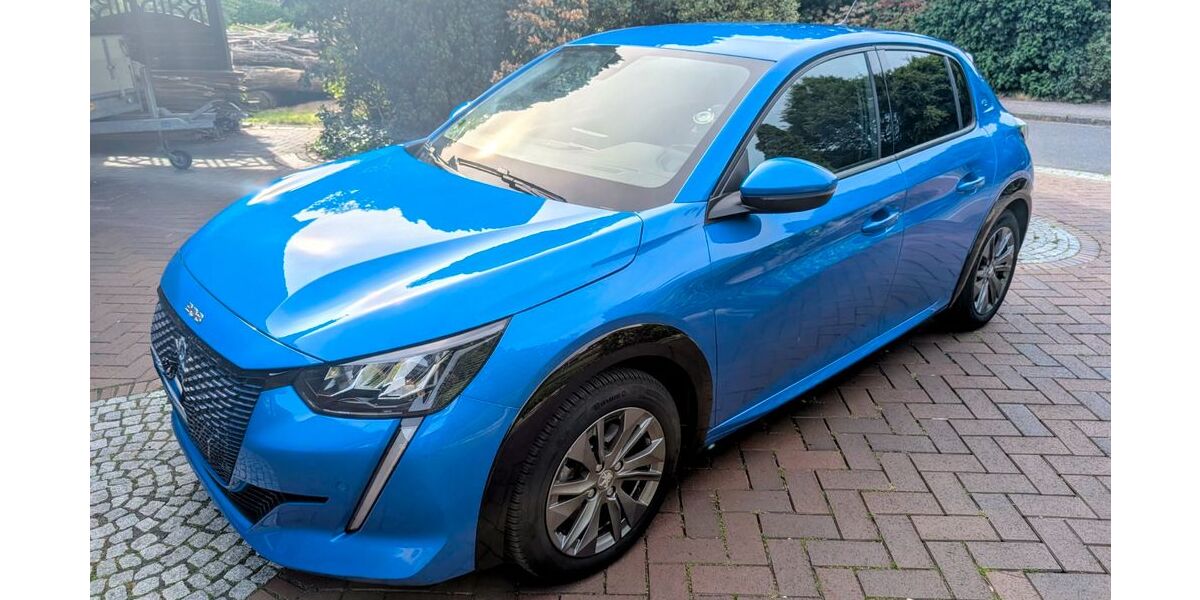 Peugeot 208 70.067 km 13.900 &euro; Westoverledingen 26810