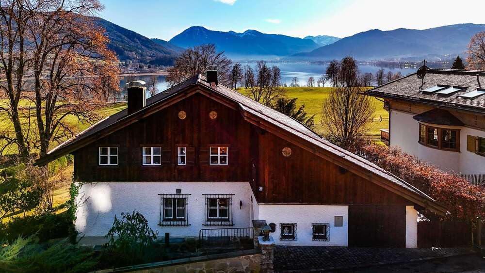 Einfamilienhaus Gmund a. Tegernsee - 9 Zimmer, 299 m&sup2;, 3.600.000&euro; | Angebot:25223184