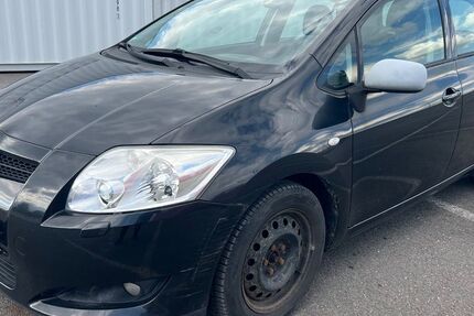 Toyota Auris 194.000 km 3.290 &euro; Berlin 12057