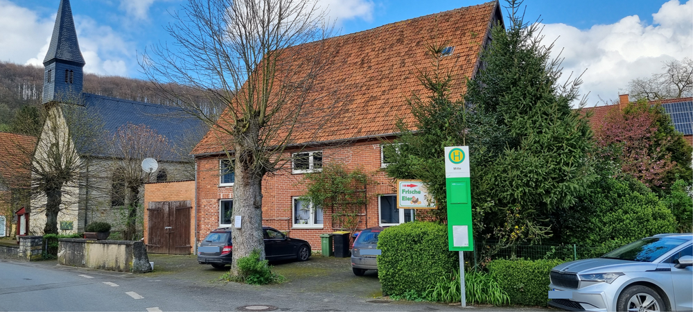 Haus zum Kaufen in Lichtenau 275.000 € 250.1 m² 10 zimmer